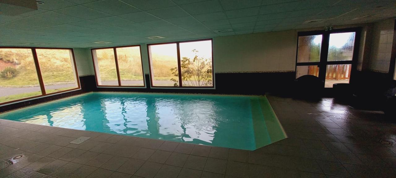 Superbesse Appartement 4-6 Pers. 2 Ch. Dans Residence 3 Etoile Avec Piscine Exteriör bild